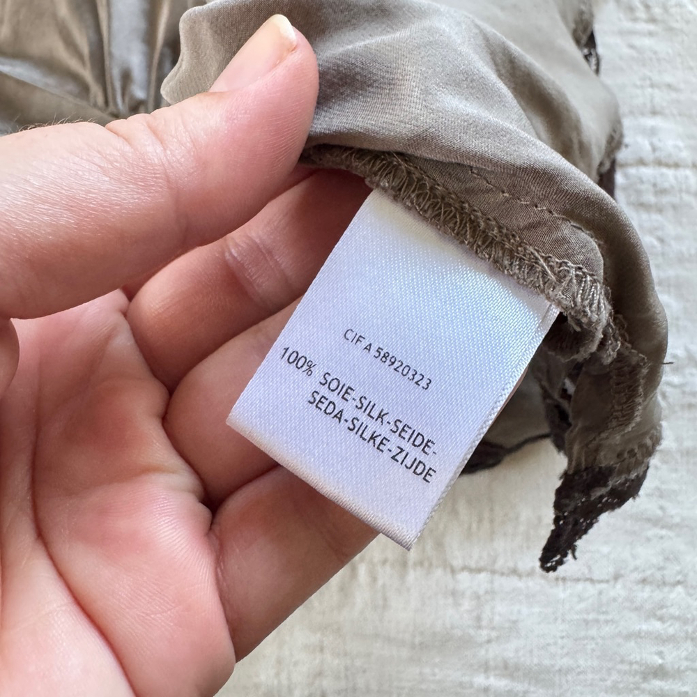 Laura Clement Silk Tank Top • Size: 12 - Picture 7 of 10